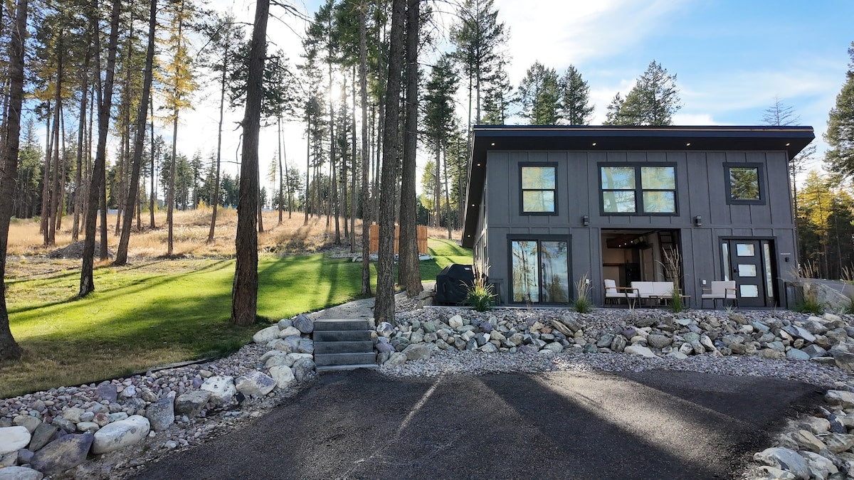 The Glacier House